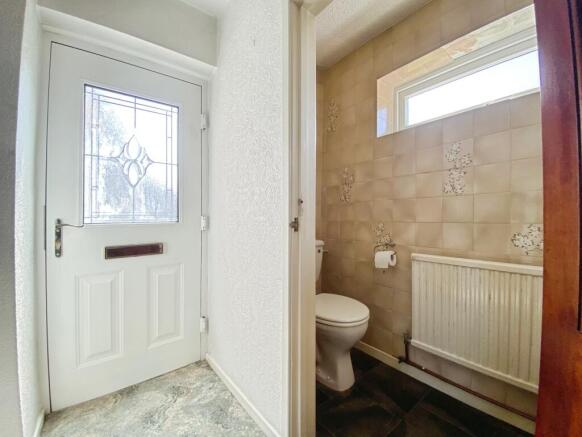 Hall/W.C