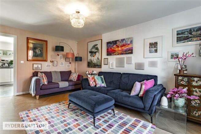 4 bed Detached for sale Image 6
