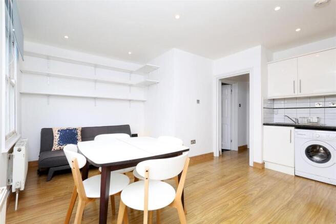 Kitchen / Reception