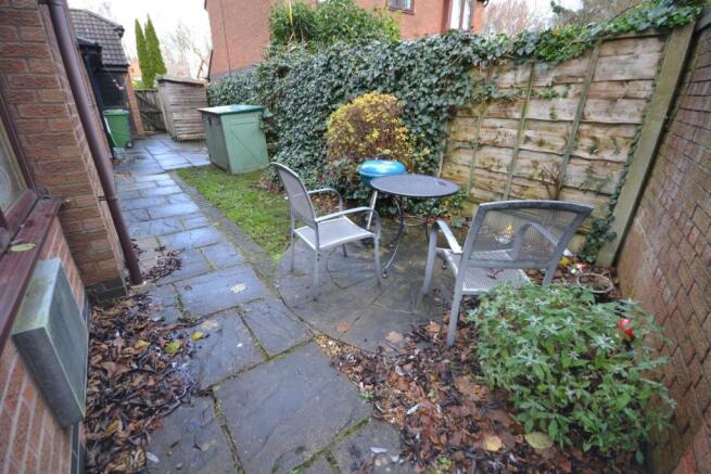 REAR SIDE GARDEN