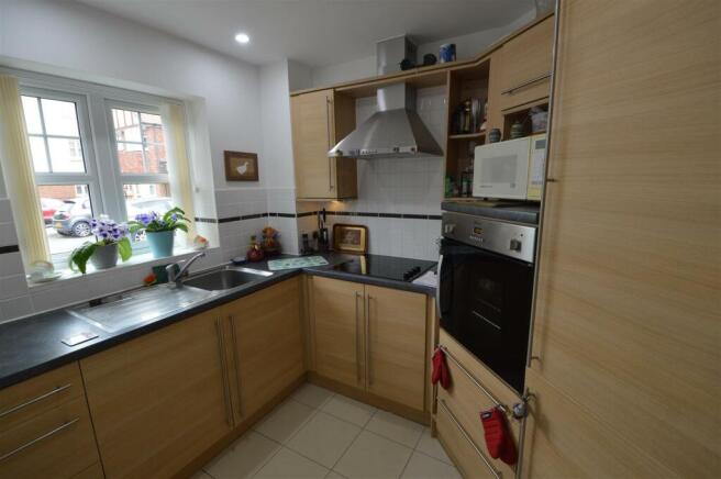 Kitchen.JPG