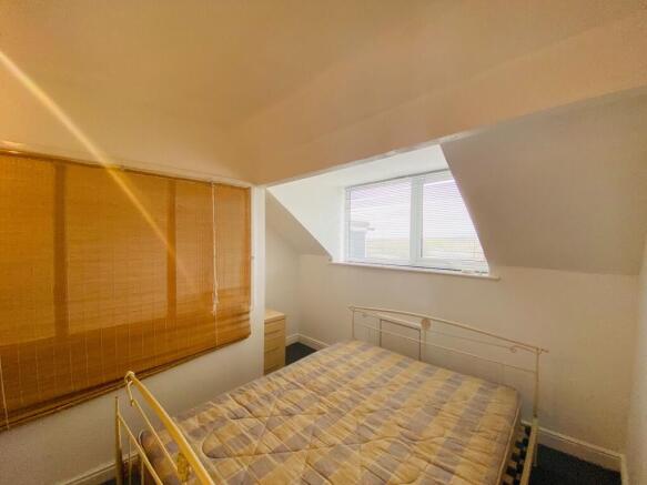 3 bed Terraced to rent Image 11