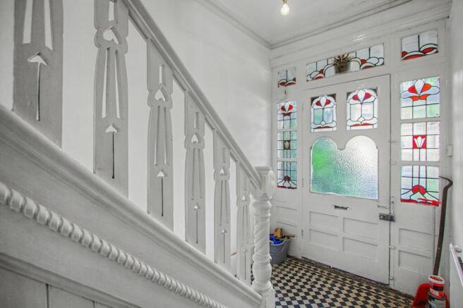 7 Netherfield Road, London N12 8DP