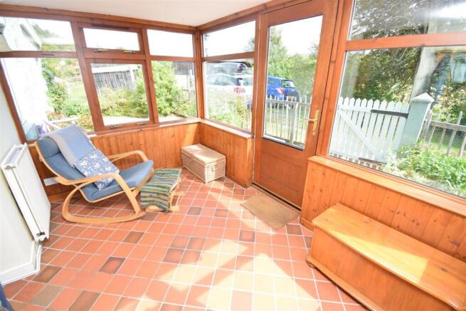 SUNROOM (2)..jpg