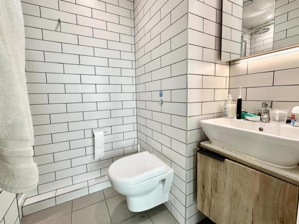 Bathroom.jpeg