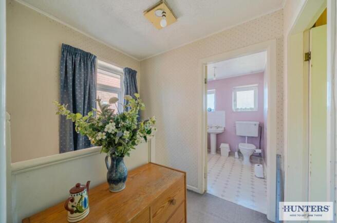 3 bed Semi-Detached for sale Image 10