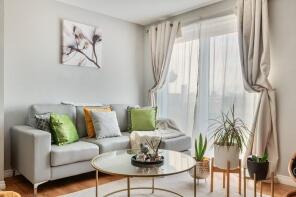 Flat 14, 9 Grove Court, Gumbrell Mews, Redhill RH1 1TG