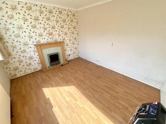 3 bed Semi-Detached for sale Image 5