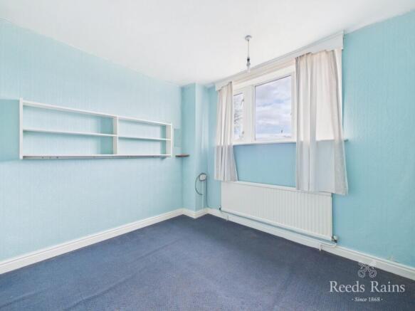 4 bed Semi-Detached for sale Image 10