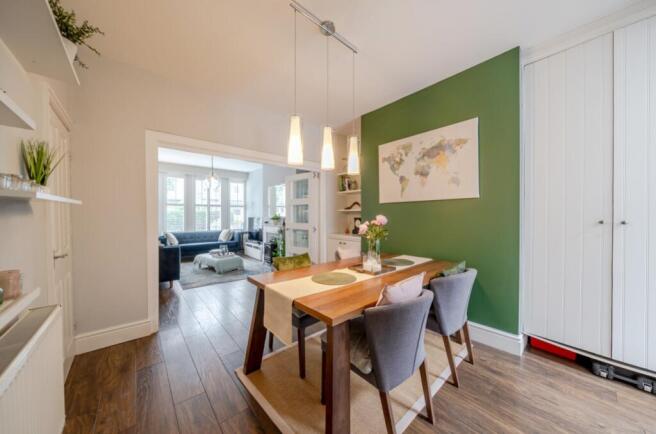 4 bed Terraced for sale Image 8