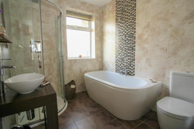 BAthroom-2.jpg