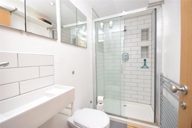 2 bed Apartment for sale Image 7