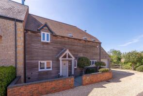 6, Church Fields, Alcester B49 6DY