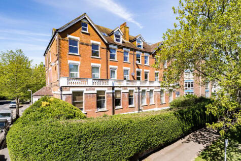 Earls Avenue, Folkestone, CT20