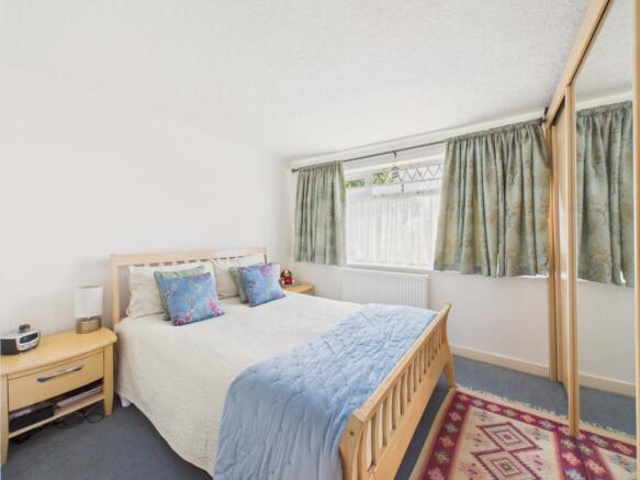 3 bed Semi-Detached for sale Image 10
