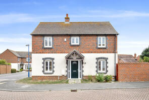 1, Robinson Close, Chichester PO20 0FD