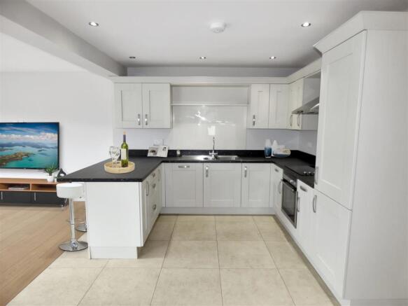 kitchen 2.jpg