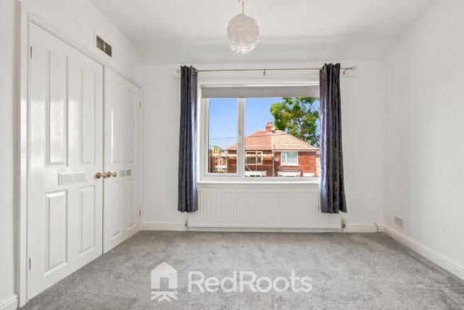 2 bed Semi-Detached for sale Image 11