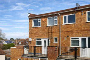 7, Pearman Court, South Street, Lymington SO41 8DX