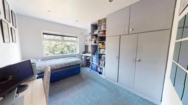 3 bed Semi-Detached for sale Image 8