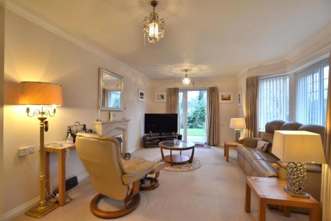 Living Room 1.JPG