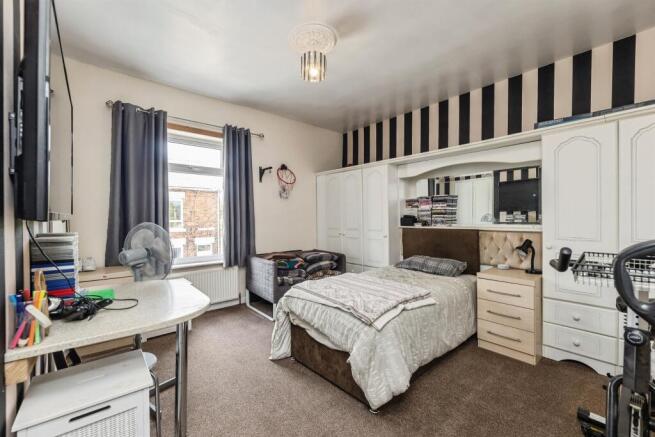 2 bed Semi-Detached for sale Image 10