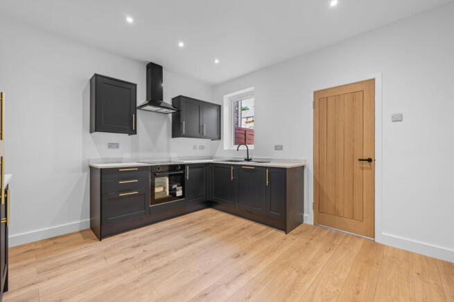 3 bed Terraced for sale Image 6