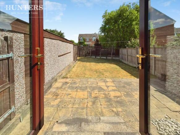2 bed Semi-Detached Bungalow for sale Image 12