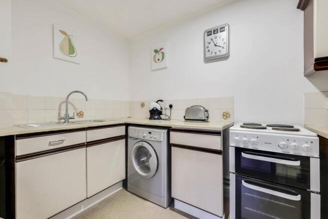 1 bed Retirement Property for sale Image 4