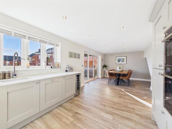 Living/Dining Kitchen