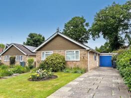 15, Pinehurst, Burgess Hill RH15 0DG