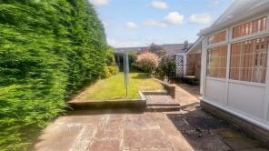 Stresa, Station Road, Horsham RH12 3HB