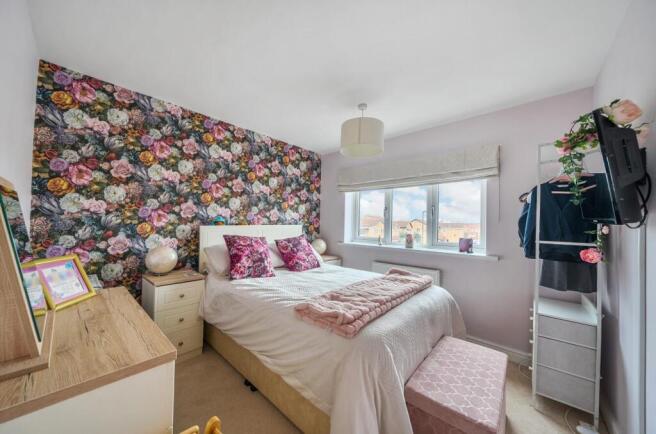 5 bed Detached for sale Image 10