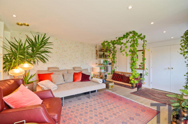 Garden Room (2).JPG