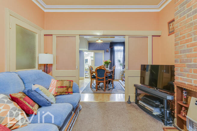 218 Whitehorse Road, CR0 - 3