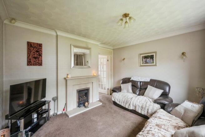 3 bed Semi-Detached for sale Image 4