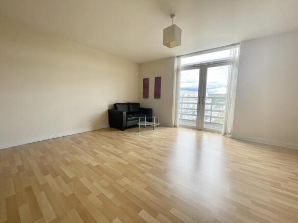 1 bed Apartment to rent Image 4