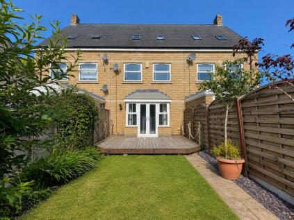 Threelands, Birkenshaw, Bradford, BD11