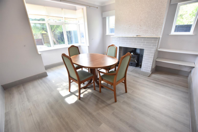 DINING/BEDROOM