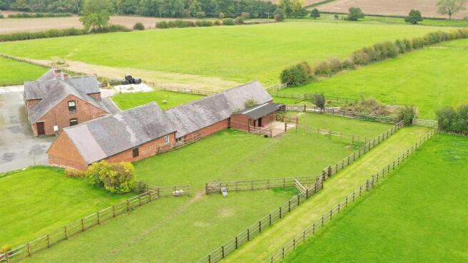 Barn (4).JPG