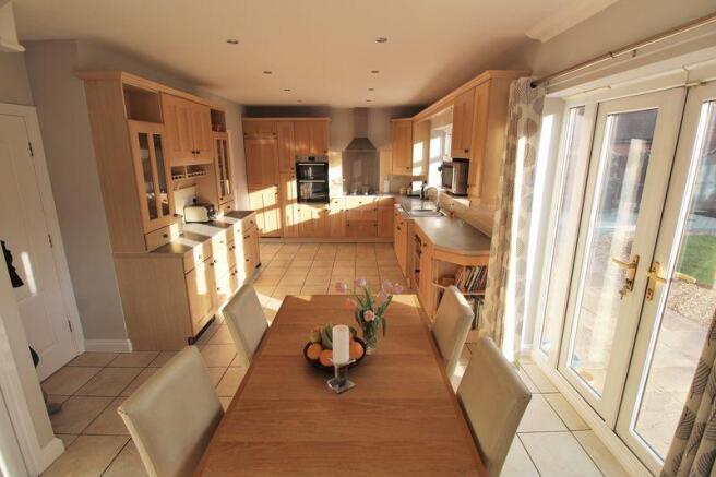 Kitchen Diner