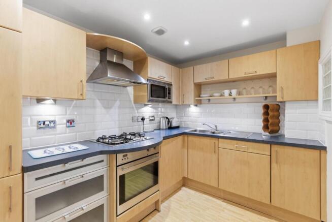 2 bed Apartment for sale Image 7
