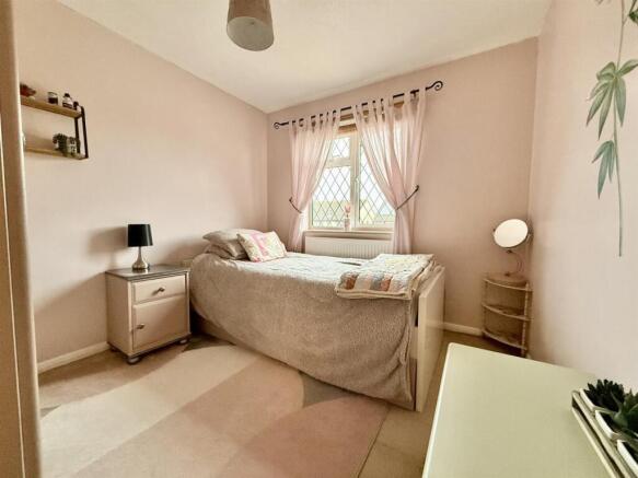 Bedroom2.jpg