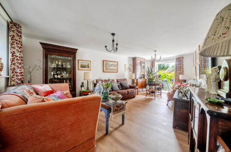 Goldcrest Way, Four Marks, Alton, GU34
