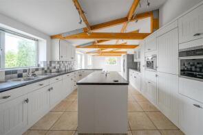 Penrhiew, Church Hill, Olveston BS35 4BZ