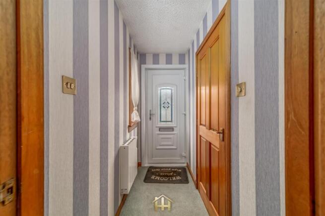 28 TRAQUAIR GARDENS DUNDEE DD4 0TQ 290726 EDIT (20