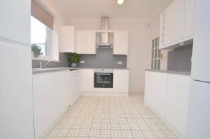 27, Fontayne Avenue, Chigwell IG7 5HD