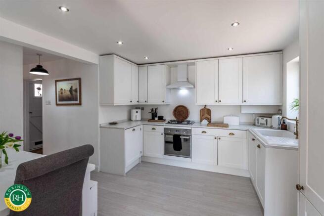 3 bed House for sale Image 7