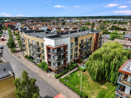 Ashflower Drive, Harold Wood, Romford