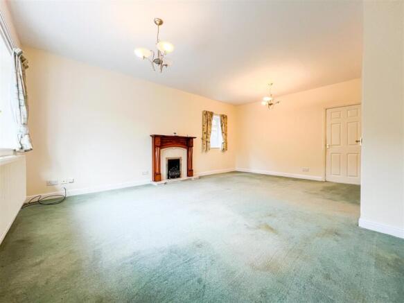 Sitting / Dining Room